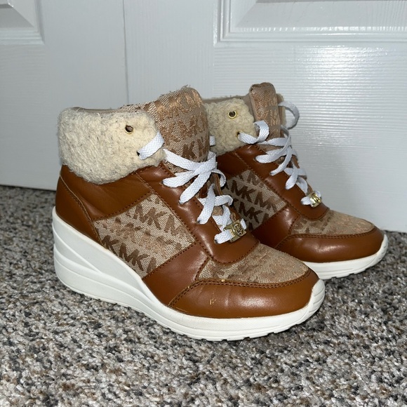 Michael Kors Tan Tahoe Wedge Boots - Picture 1 of 7